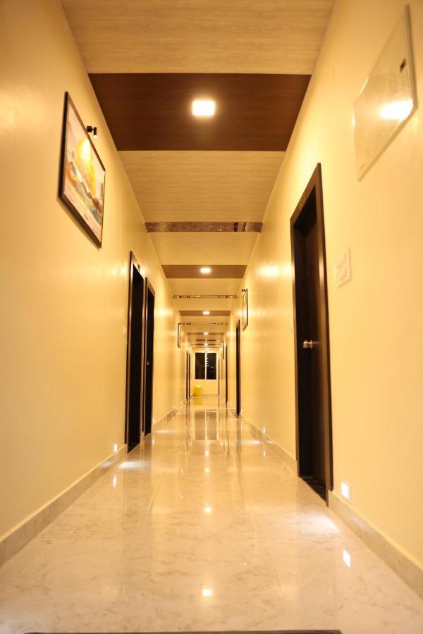Sunshine International Boarding & Lodging Belur  Kültér fotó